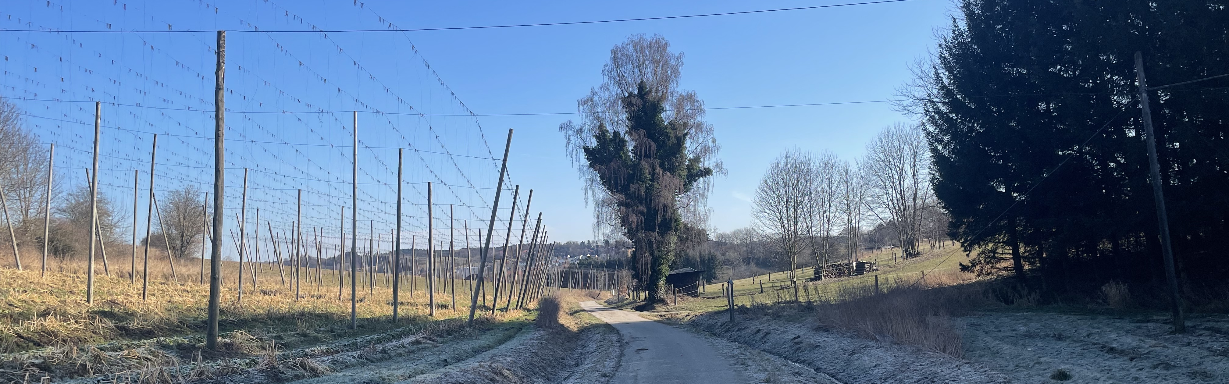 Slider Lehrpfad im Tal Sonnenaufgang